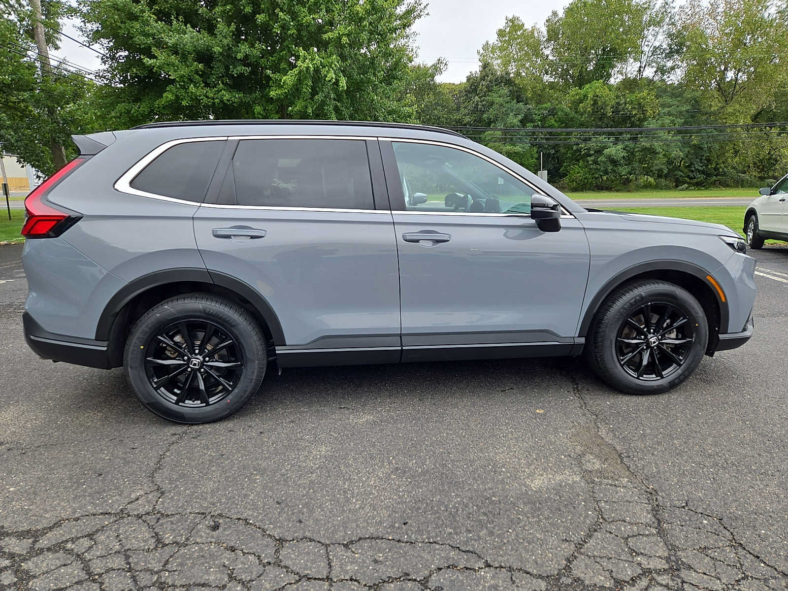 Certified 2024 Honda CR-V Sport image 7