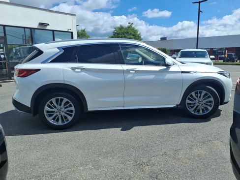 Certified 2025 INFINITI QX50 Luxe AWD/4WD image 4