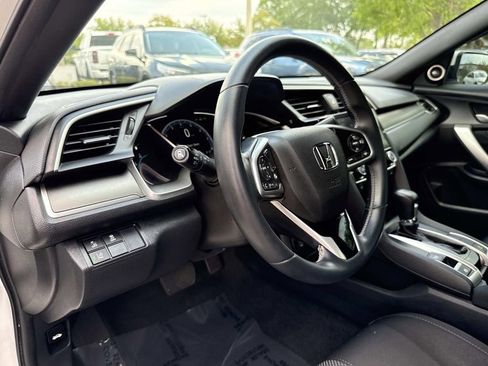 Used 2019 Honda Civic EX image 16