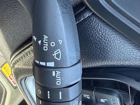 Used 2024 Toyota Grand Highlander AWD image 20