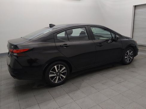 Used 2021 Nissan Versa SV image 10