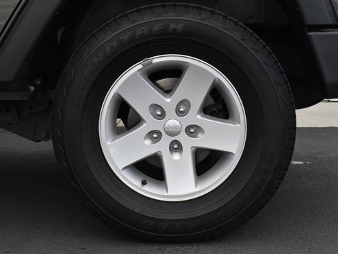 Used 2017 Jeep Wrangler Unlimited Sport w/ Quick Order Package 24S image 18