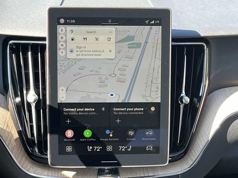 New 2026 Volvo XC60 B5 Plus w/ Protection Package Premier image 15