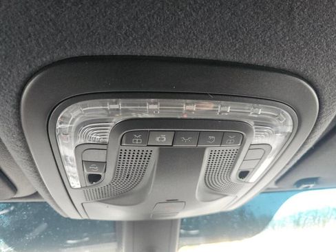 New 2025 Mercedes-Benz Sprinter 2500 image 32