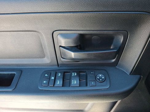 Used 2017 RAM 1500 Express w/ Black Ram 1500 Express Group image 11