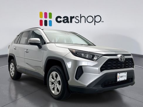 Used 2021 Toyota RAV4 LE AWD/4WD image 7