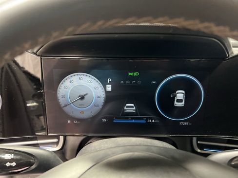 Used 2025 Hyundai Elantra SEL image 25