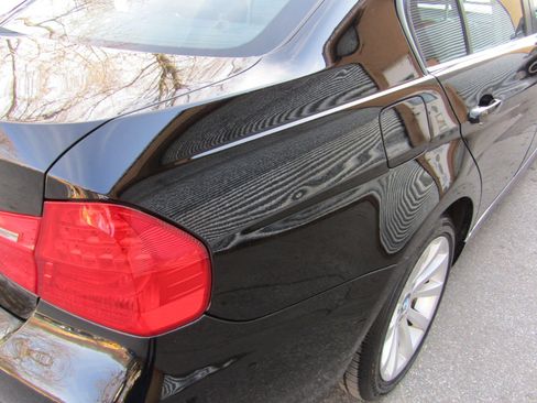 Used 2011 BMW 328i xDrive Sedan image 17