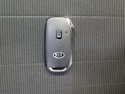 Used 2021 Kia Soul Turbo FWD image 32