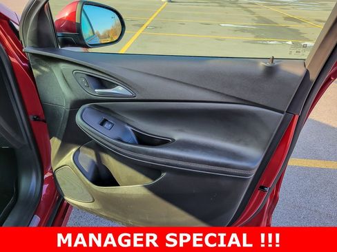 Used 2021 Buick Encore GX Select w/ Experience Buick Package image 29