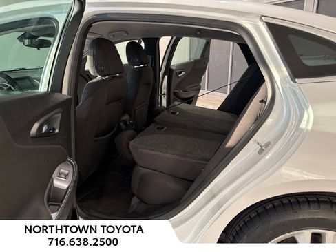 Used 2018 Chevrolet Malibu LT image 18