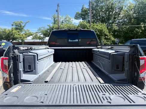 Used 2021 Nissan Titan PRO-4X AWD/4WD image 7
