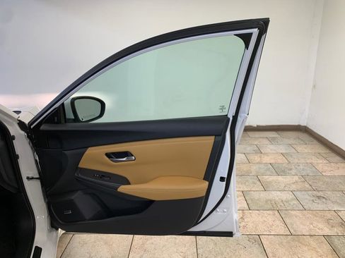 Used 2024 Nissan Sentra SV w/ SV Premium Package image 49