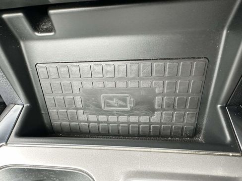 Used 2021 Ford Explorer Limited w/ Equipment Group 301A image 29