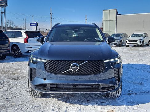 New 2026 Volvo XC90 T8 Ultra w/ Protection Package Premier image 2