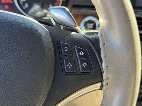 Used 2008 BMW 335i Convertible image 14