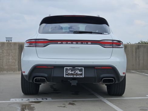 Used 2025 Porsche Macan image 7