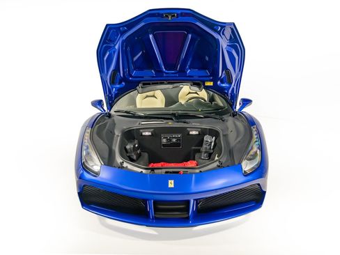 Used 2019 Ferrari 488 Spider RWD image 45