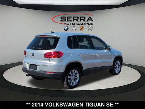 Used 2014 Volkswagen Tiguan SE image 12