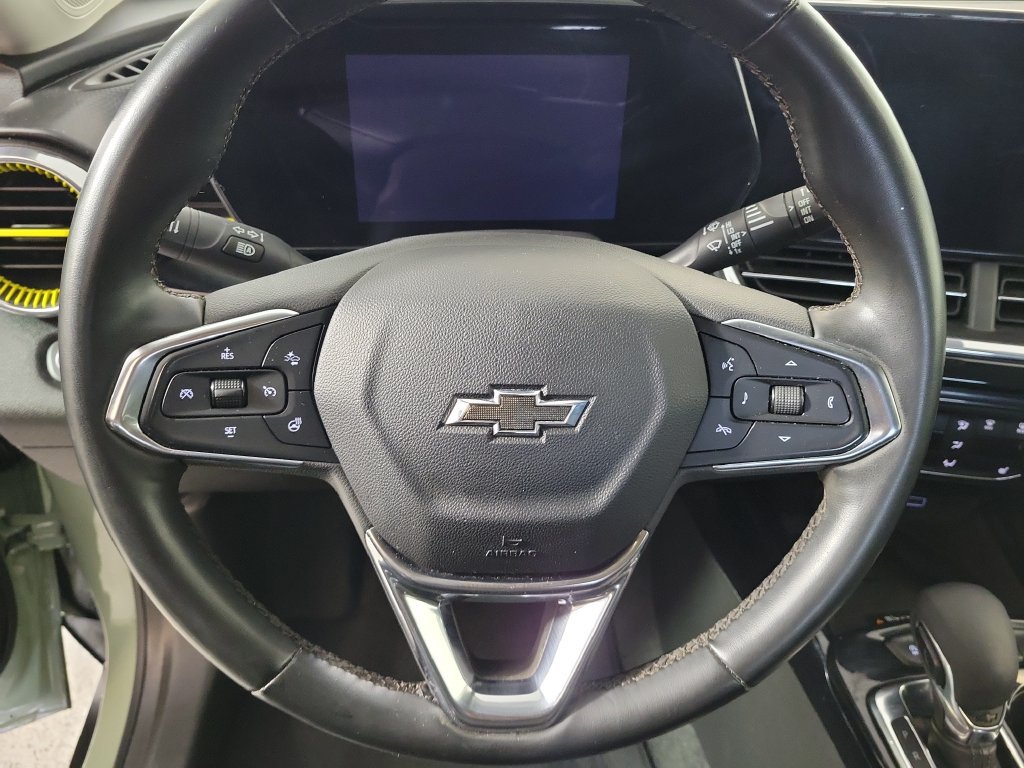 Used 2024 Chevrolet Trax ACTIV w/ Sunroof Package FWD image 15