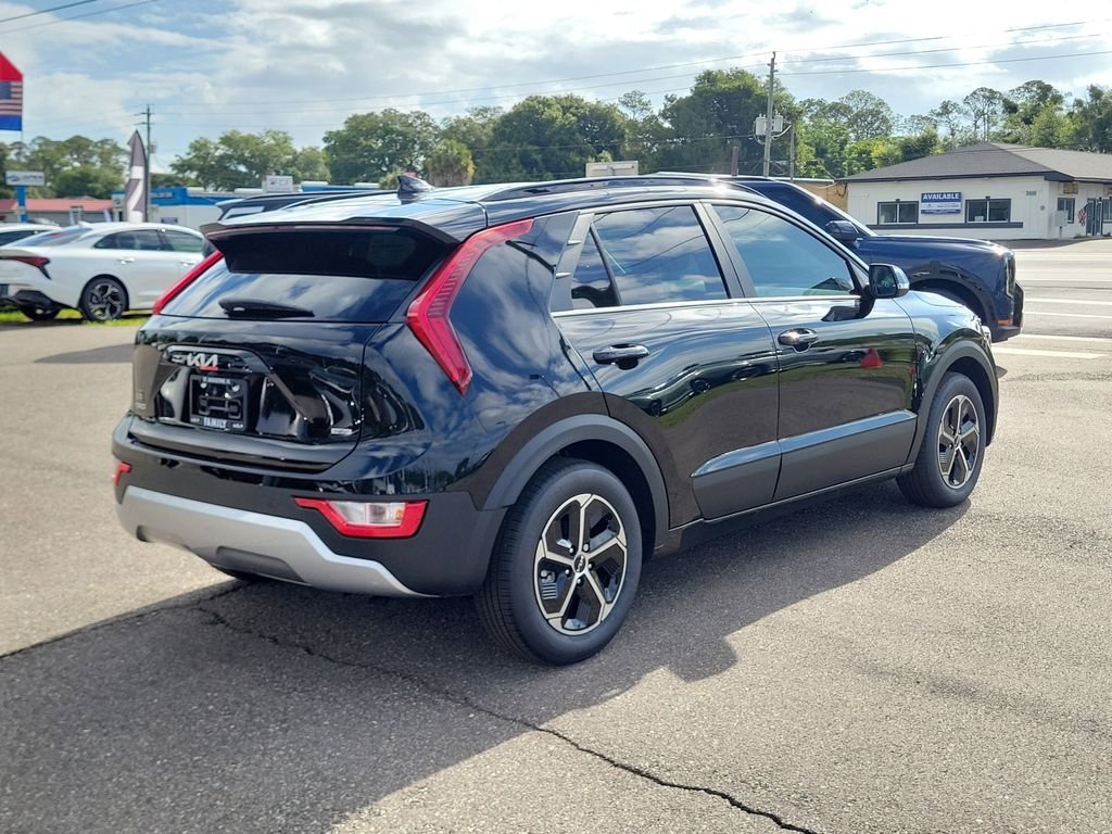 New 2026 Kia Niro EX w/ EX Premium Package FWD image 6