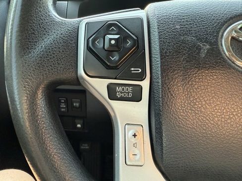 Used 2017 Toyota Tundra SR5 image 23