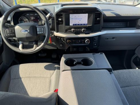 Used 2022 Ford F150 XL w/ Trailer Tow Package image 11