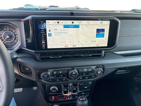 New 2026 Jeep Wrangler Unlimited Rubicon AWD/4WD image 16