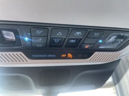 New 2025 Ford Expedition Active image 45