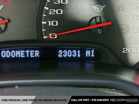 Used 1999 Chevrolet Corvette Convertible w/ Memory Pkg RWD image 12
