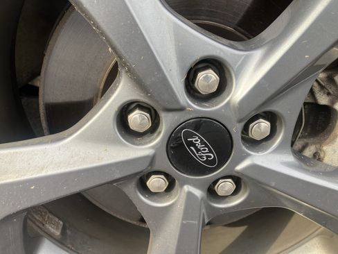 Certified 2023 Ford Escape ST-Line AWD/4WD image 9
