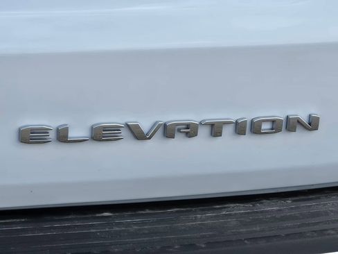 New 2026 GMC Yukon Elevation w/ LPO, Get Active Package image 3