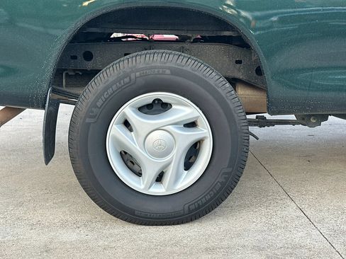 Used 2003 Toyota Tundra 2WD Regular Cab image 14
