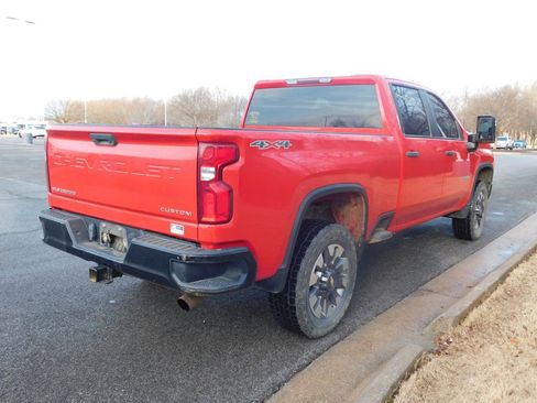 Used 2021 Chevrolet Silverado 2500 Custom image 10