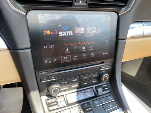 Used 2017 Porsche 911 Carrera 4S image 20