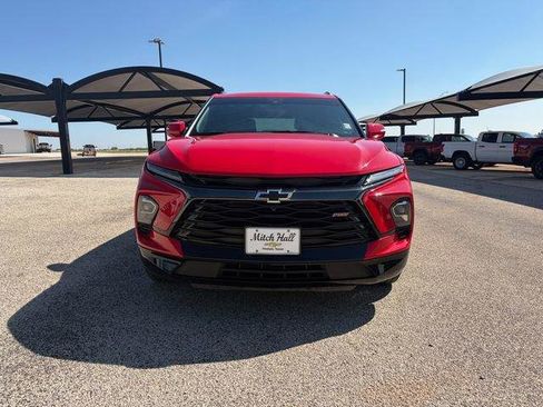 Used 2024 Chevrolet Blazer RS w/ Driver Confidence II Package FWD image 2