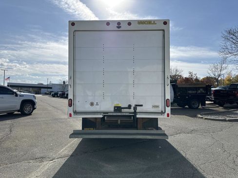 Used 2022 GMC Savana 3500 w/ Power Convenience Package image 5