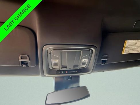 Used 2022 GMC Sierra 1500 AT4 image 18