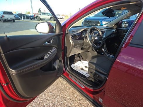 Used 2022 Buick Encore GX Preferred w/ Cold Weather Comfort Package image 16