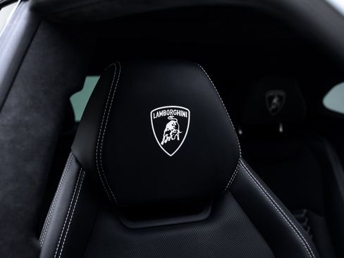 Used 2023 Lamborghini Urus S image 20