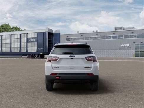 New 2026 Jeep Compass Trailhawk image 7