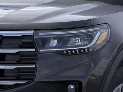 New 2026 Ford Explorer Active w/ Active Comfort Package RWD image 18