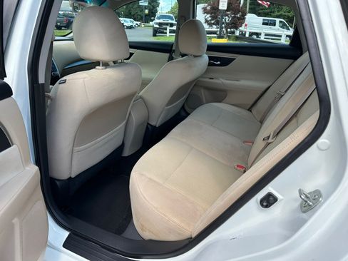 Used 2015 Nissan Altima 2.5 S w/ Power Driver Seat Package FWD image 14