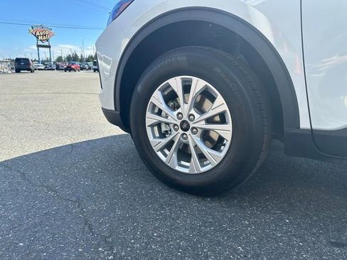 New 2025 Ford Escape Active w/ Cold Weather Package image 24