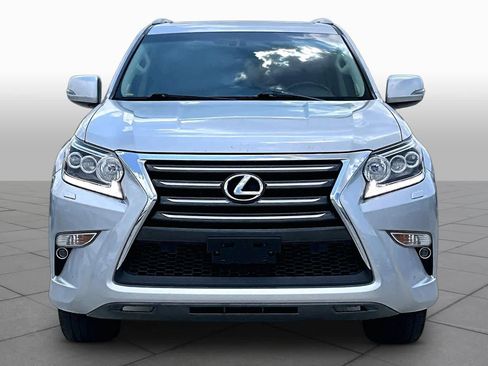 Used 2018 Lexus GX 460 Premium w/ Premium Package AWD/4WD image 4