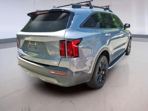Used 2023 Kia Sorento S w/ Panoramic Sunroof Package AWD/4WD image 4