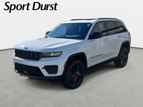 New 2025 Jeep Grand Cherokee Altitude AWD/4WD image 1