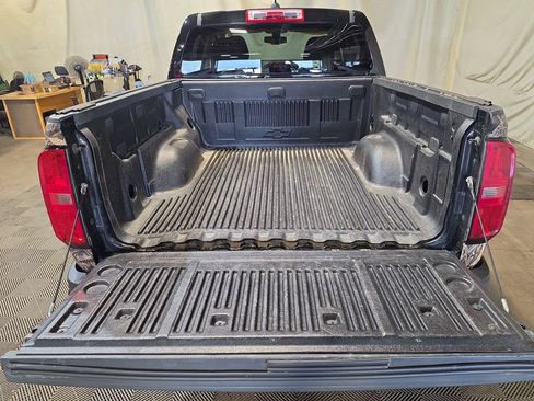 Used 2016 Chevrolet Colorado LT AWD/4WD image 19