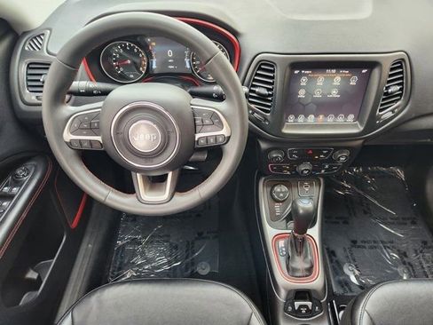 Used 2021 Jeep Compass Trailhawk image 28