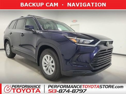 New 2026 Toyota Grand Highlander AWD image 1